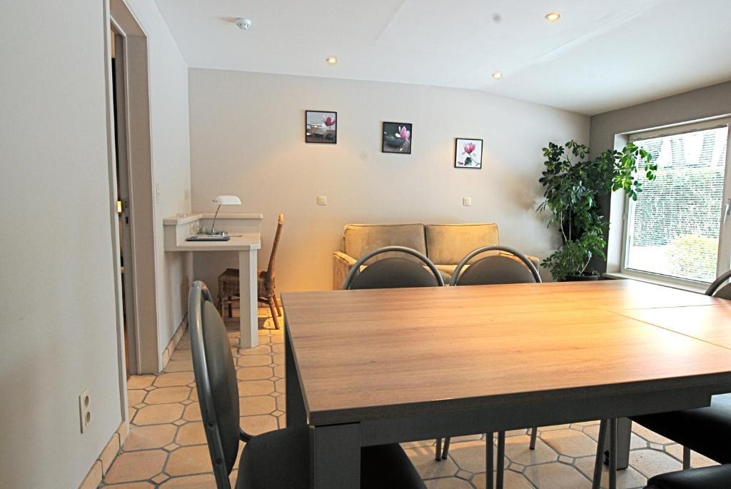 Hotel Le Joli Bois Waterloo Habitación foto
